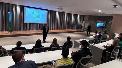 Sicredi Grandes Lagos PR/SP presta contas da 8ª Caminhada e Corrida Solidária e entrega recursos às entidades beneficiadas